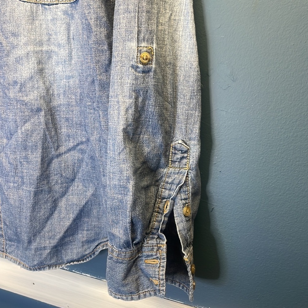 Shirt - Picture 7 of 10